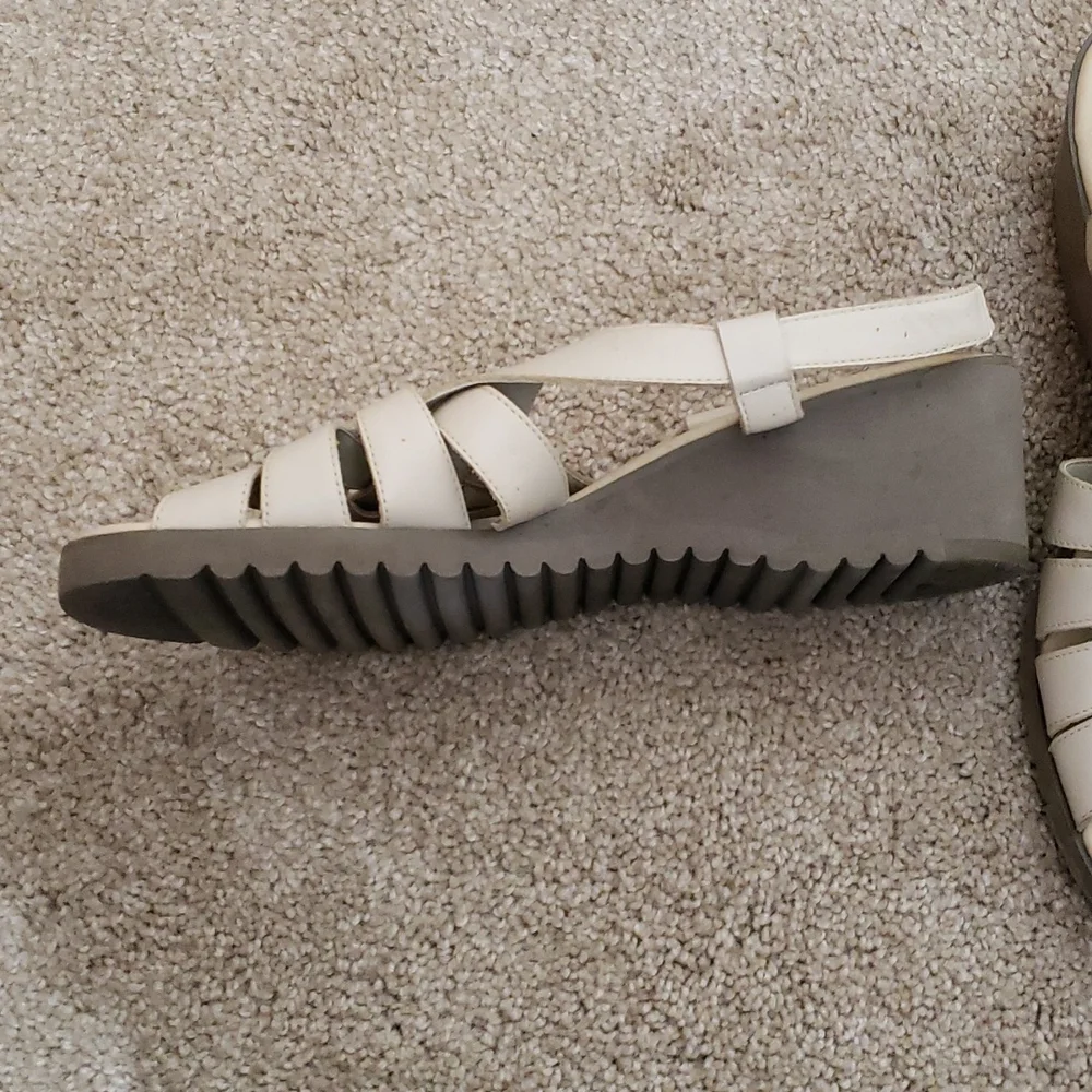 Red Cross Shoes - Picture 2 of 2